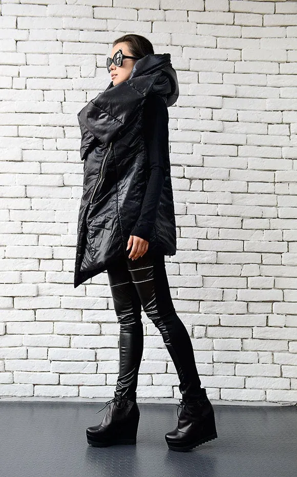 Black Sleeveless Coat