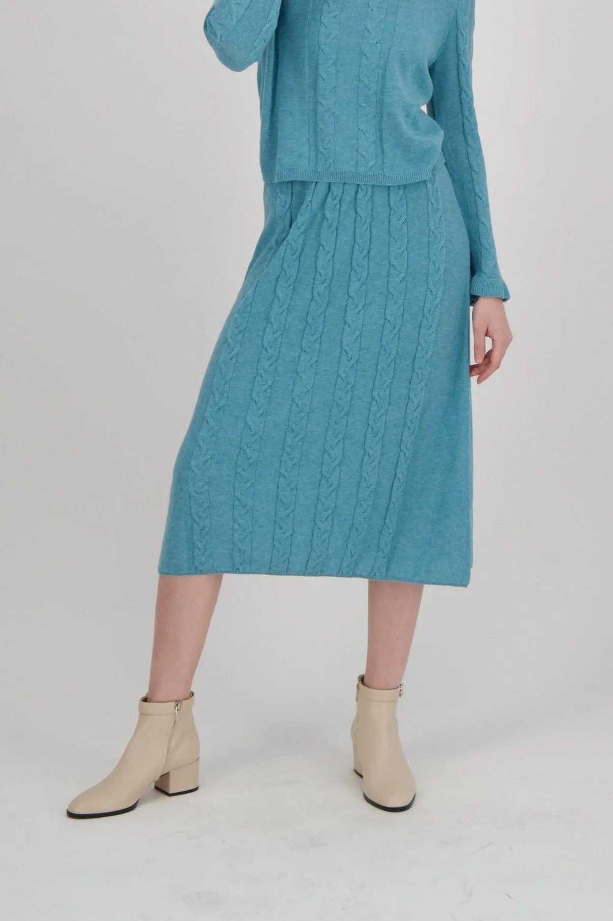 Pleated Cable Knit Skirt